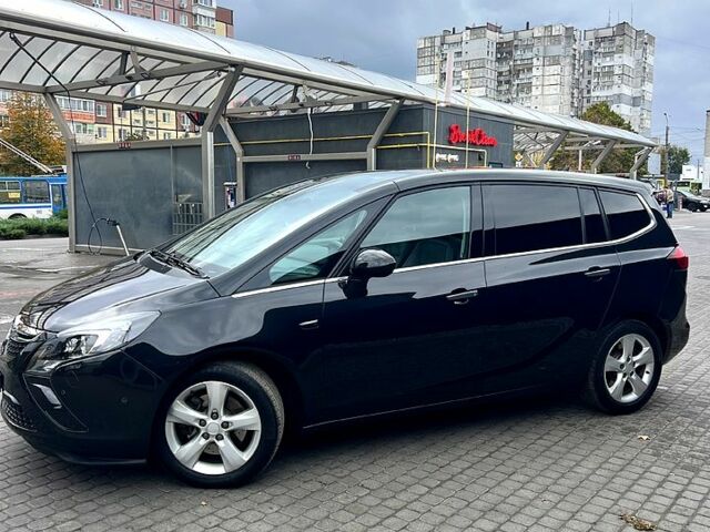 Опель Зафира 2013 в Днепре (Днепропетровске) на Automoto.ua Опель Зафира, объемом двигателя 2 л и пробегом 199 тыс. км за 11999 $, фото 1 на Automoto.ua