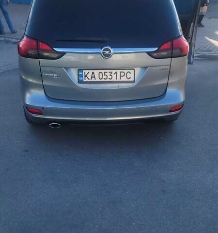Опель Зафіра, об'ємом двигуна 2 л та пробігом 313 тис. км за 9700 $, фото 1 на Automoto.ua