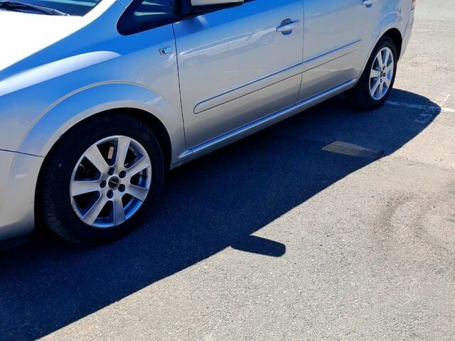 Опель Зафира 2014 в Харькове на Automoto.ua Опель Зафира, объемом двигателя 17 л и пробегом 256 тыс. км за 7900 $, фото 8 на Automoto.ua