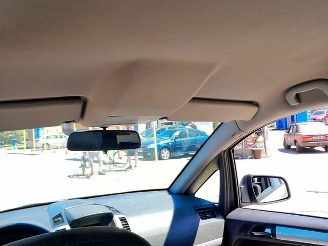 Опель Зафира 2014 в Харькове на Automoto.ua Опель Зафира, объемом двигателя 17 л и пробегом 256 тыс. км за 7900 $, фото 11 на Automoto.ua