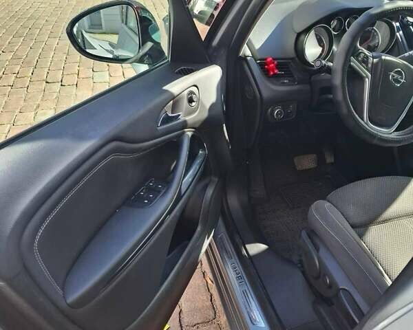 Опель Зафира, объемом двигателя 2 л и пробегом 250 тыс. км за 11500 $, фото 4 на Automoto.ua
