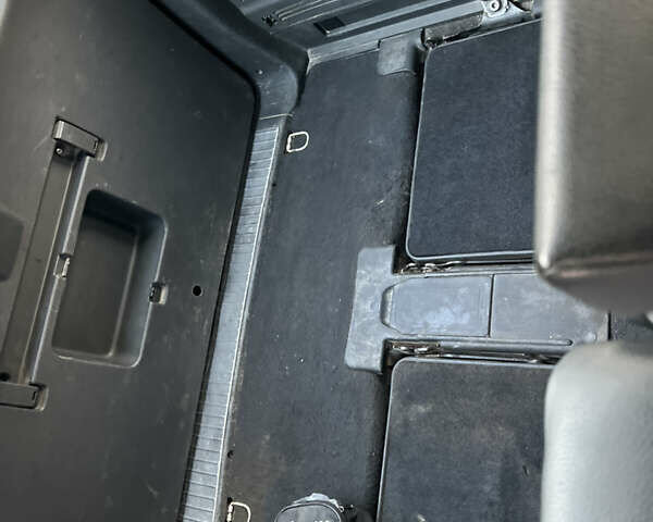 Желтый Опель Зафира, объемом двигателя 1.9 л и пробегом 494 тыс. км за 3400 $, фото 13 на Automoto.ua