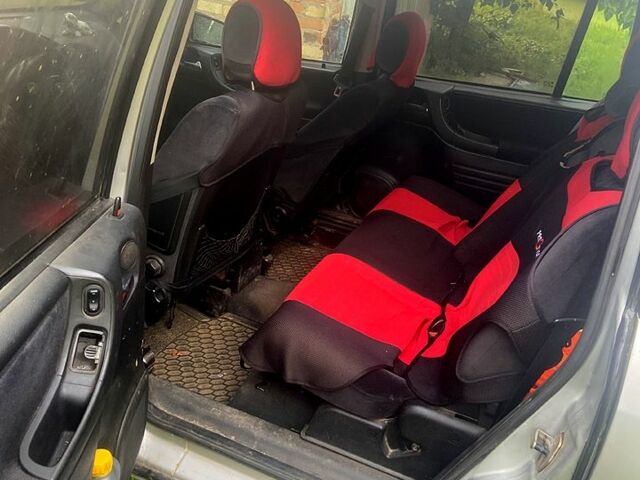 Сірий Опель Зафіра, об'ємом двигуна 2 л та пробігом 300 тис. км за 2600 $, фото 7 на Automoto.ua