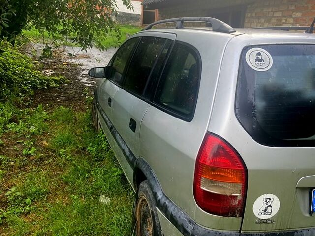 Сірий Опель Зафіра, об'ємом двигуна 2 л та пробігом 300 тис. км за 2600 $, фото 4 на Automoto.ua