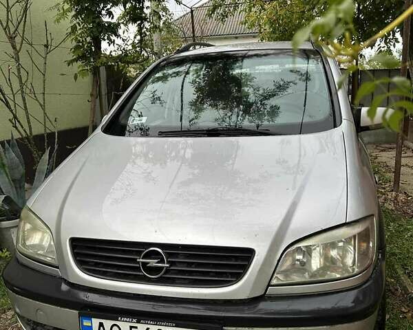 Серый Опель Зафира, объемом двигателя 1.8 л и пробегом 424 тыс. км за 3200 $, фото 11 на Automoto.ua