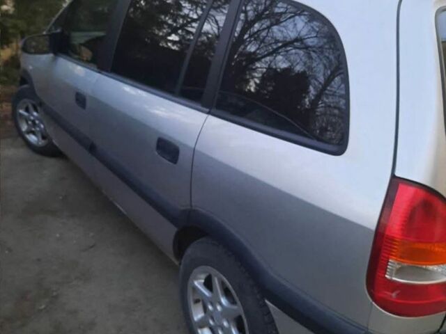 Серый Опель Зафира, объемом двигателя 0 л и пробегом 309 тыс. км за 2550 $, фото 2 на Automoto.ua