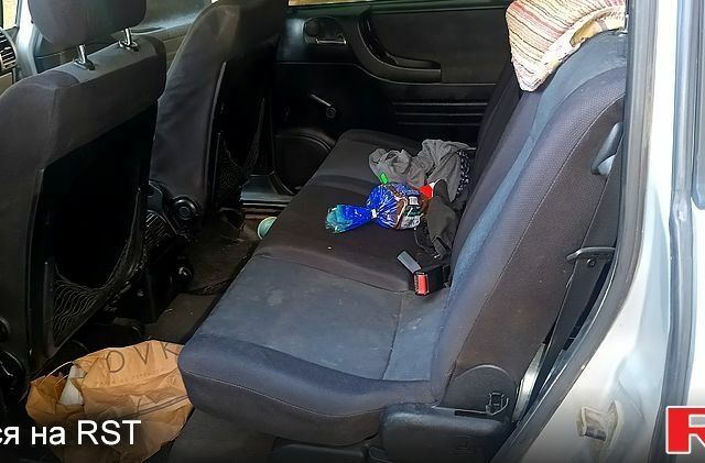 Сірий Опель Зафіра, об'ємом двигуна 1.6 л та пробігом 498 тис. км за 2300 $, фото 5 на Automoto.ua