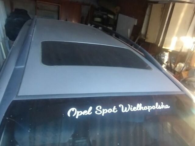 Серый Опель Зафира, объемом двигателя 2 л и пробегом 300 тыс. км за 1850 $, фото 2 на Automoto.ua