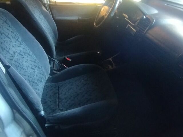 Серый Опель Зафира, объемом двигателя 2 л и пробегом 300 тыс. км за 1850 $, фото 4 на Automoto.ua