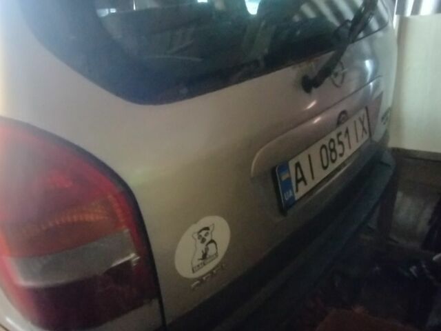 Серый Опель Зафира, объемом двигателя 2 л и пробегом 300 тыс. км за 1850 $, фото 7 на Automoto.ua