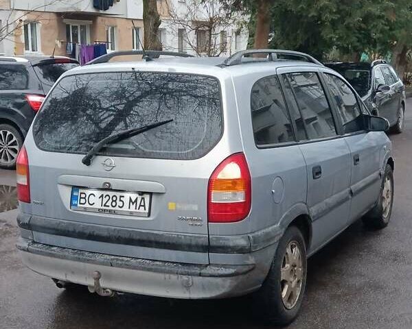 Серый Опель Зафира, объемом двигателя 2 л и пробегом 378 тыс. км за 2600 $, фото 3 на Automoto.ua