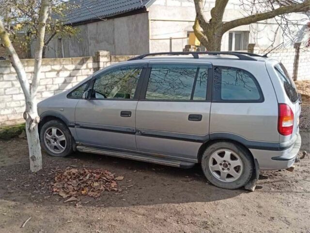 Серый Опель Зафира, объемом двигателя 2 л и пробегом 250 тыс. км за 1700 $, фото 1 на Automoto.ua