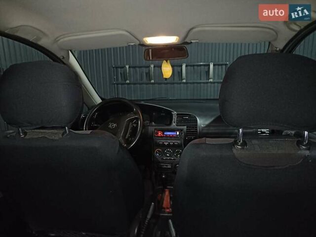 Сірий Опель Зафіра, об'ємом двигуна 1.8 л та пробігом 356 тис. км за 2200 $, фото 14 на Automoto.ua