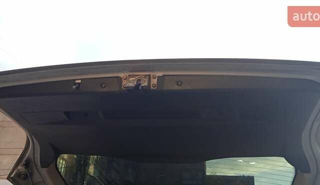 Серый Опель Зафира, объемом двигателя 2 л и пробегом 370 тыс. км за 3699 $, фото 17 на Automoto.ua