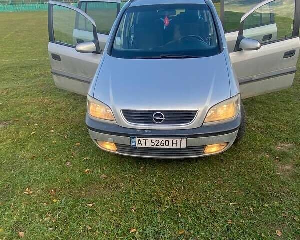 Серый Опель Зафира, объемом двигателя 2 л и пробегом 347 тыс. км за 3000 $, фото 16 на Automoto.ua