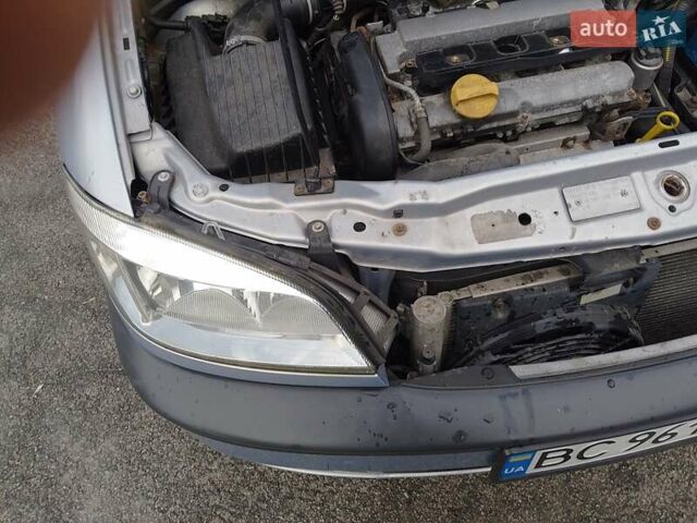 Сірий Опель Зафіра, об'ємом двигуна 1.8 л та пробігом 255 тис. км за 2350 $, фото 30 на Automoto.ua