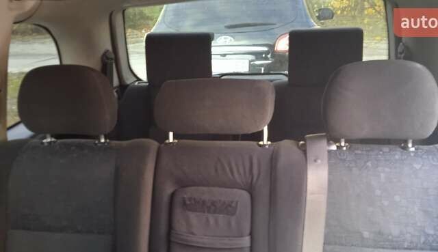 Серый Опель Зафира, объемом двигателя 2 л и пробегом 370 тыс. км за 3699 $, фото 29 на Automoto.ua