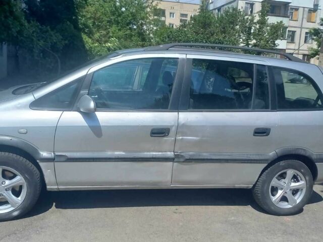 Серый Опель Зафира, объемом двигателя 1.8 л и пробегом 318 тыс. км за 3200 $, фото 5 на Automoto.ua