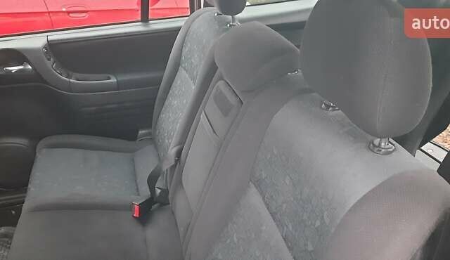 Сірий Опель Зафіра, об'ємом двигуна 1.8 л та пробігом 320 тис. км за 3550 $, фото 8 на Automoto.ua