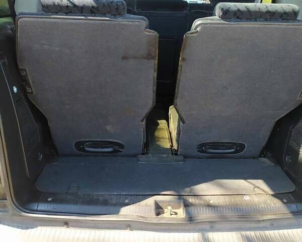 Сірий Опель Зафіра, об'ємом двигуна 2 л та пробігом 330 тис. км за 3000 $, фото 2 на Automoto.ua