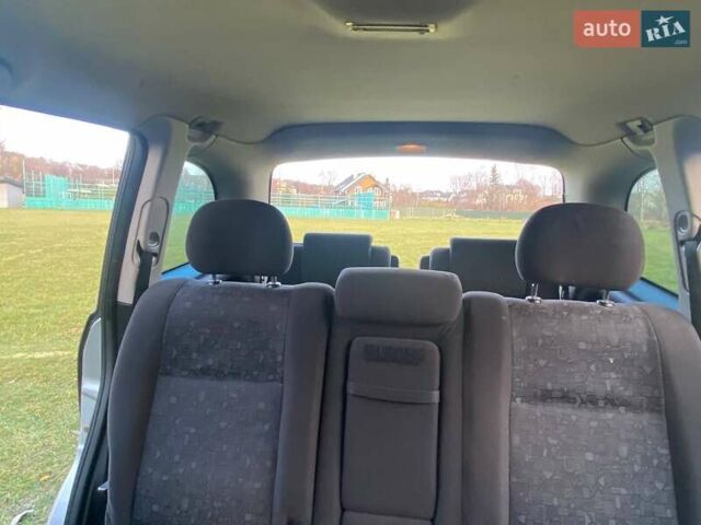 Серый Опель Зафира, объемом двигателя 2 л и пробегом 347 тыс. км за 3000 $, фото 15 на Automoto.ua