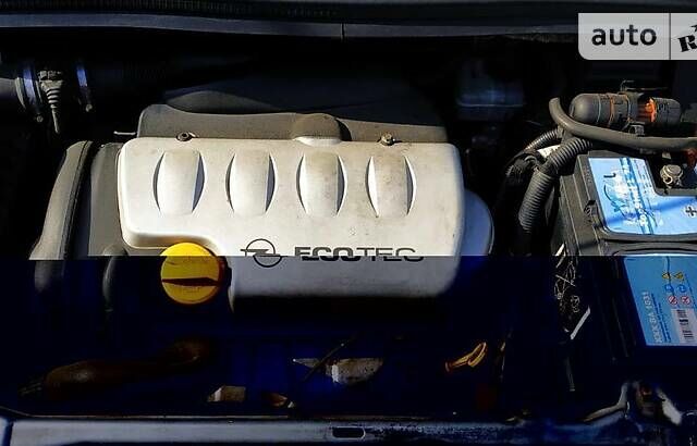 Серый Опель Зафира, объемом двигателя 1.8 л и пробегом 200 тыс. км за 4900 $, фото 5 на Automoto.ua