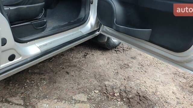 Сірий Опель Зафіра, об'ємом двигуна 1.8 л та пробігом 360 тис. км за 4300 $, фото 17 на Automoto.ua