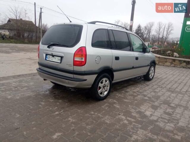 Серый Опель Зафира, объемом двигателя 1.8 л и пробегом 310 тыс. км за 3999 $, фото 4 на Automoto.ua