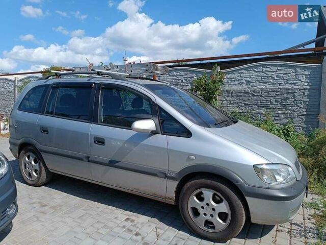 Серый Опель Зафира, объемом двигателя 0 л и пробегом 275 тыс. км за 4100 $, фото 1 на Automoto.ua