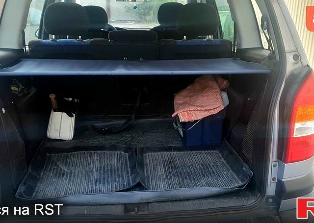 Серый Опель Зафира, объемом двигателя 1.8 л и пробегом 225 тыс. км за 3350 $, фото 10 на Automoto.ua