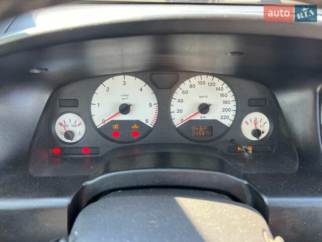 Серый Опель Зафира, объемом двигателя 2 л и пробегом 339 тыс. км за 3900 $, фото 16 на Automoto.ua