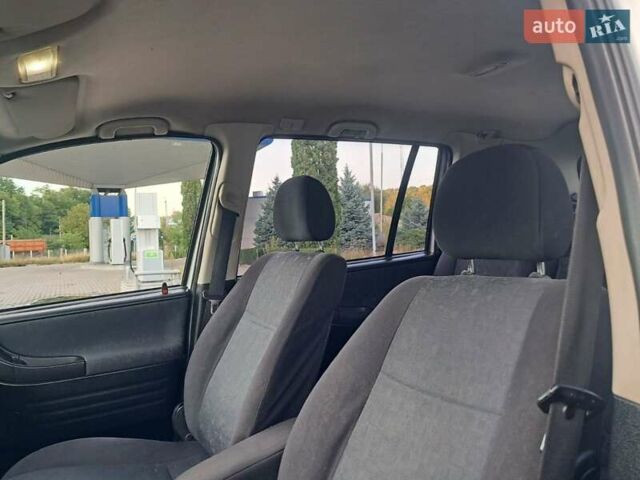 Серый Опель Зафира, объемом двигателя 1.8 л и пробегом 310 тыс. км за 3999 $, фото 24 на Automoto.ua