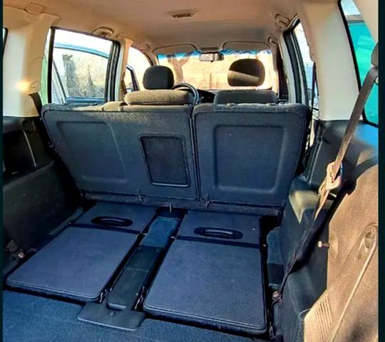 Серый Опель Зафира, объемом двигателя 2 л и пробегом 283 тыс. км за 4500 $, фото 2 на Automoto.ua