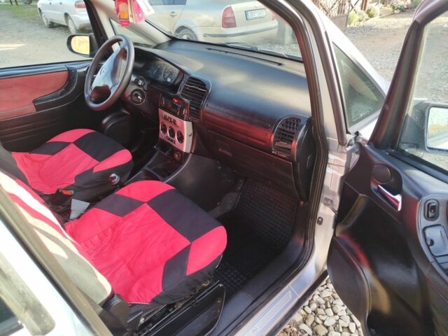 Серый Опель Зафира, объемом двигателя 2 л и пробегом 268 тыс. км за 2450 $, фото 6 на Automoto.ua