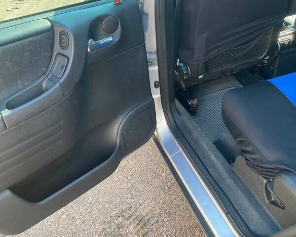 Серый Опель Зафира, объемом двигателя 2 л и пробегом 230 тыс. км за 4200 $, фото 5 на Automoto.ua