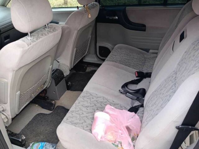 Сірий Опель Зафіра, об'ємом двигуна 2 л та пробігом 300 тис. км за 1200 $, фото 3 на Automoto.ua