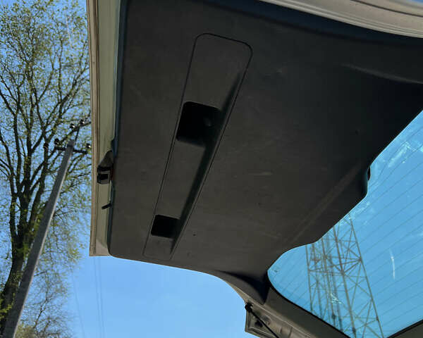 Серый Опель Зафира, объемом двигателя 2 л и пробегом 339 тыс. км за 3900 $, фото 37 на Automoto.ua