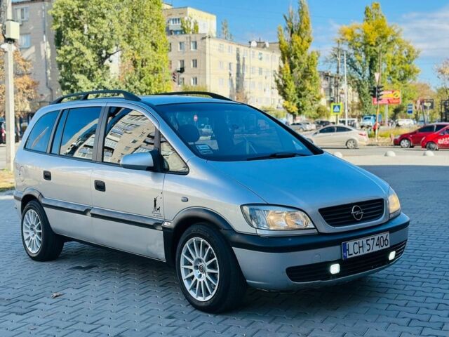 Серый Опель Зафира, объемом двигателя 1.9 л и пробегом 250 тыс. км за 2150 $, фото 6 на Automoto.ua