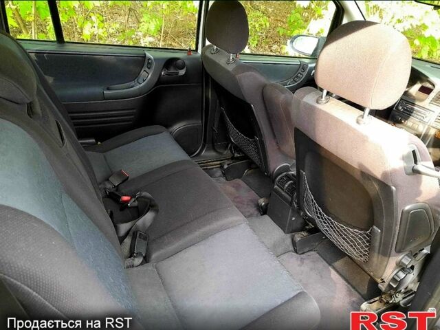 Серый Опель Зафира, объемом двигателя 2 л и пробегом 283 тыс. км за 4500 $, фото 1 на Automoto.ua