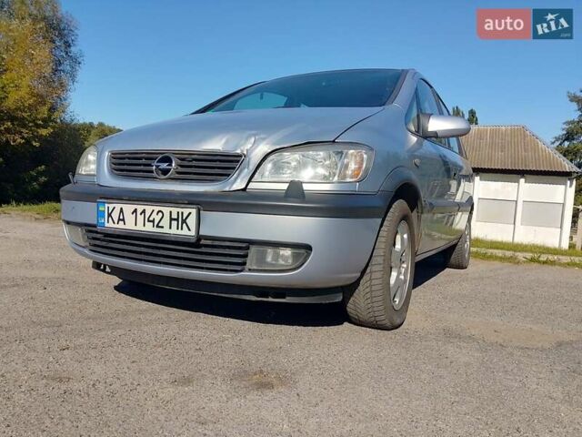 Сірий Опель Зафіра, об'ємом двигуна 1.8 л та пробігом 250 тис. км за 2450 $, фото 5 на Automoto.ua