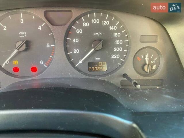Серый Опель Зафира, объемом двигателя 2 л и пробегом 230 тыс. км за 4200 $, фото 3 на Automoto.ua