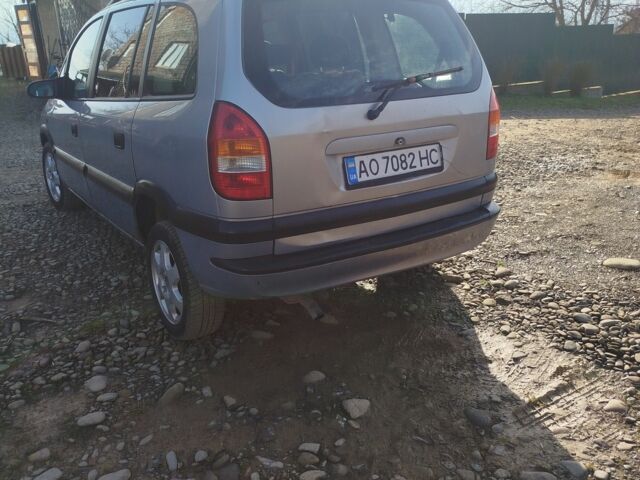 Серый Опель Зафира, объемом двигателя 2 л и пробегом 268 тыс. км за 2450 $, фото 4 на Automoto.ua