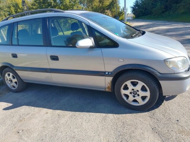 Серый Опель Зафира, объемом двигателя 0 л и пробегом 250 тыс. км за 1800 $, фото 1 на Automoto.ua