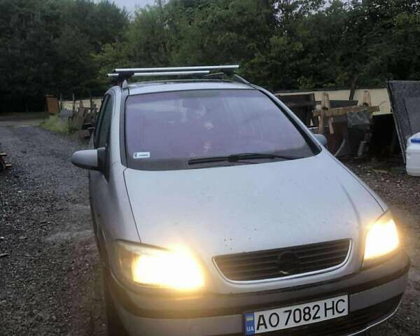 Серый Опель Зафира, объемом двигателя 2 л и пробегом 241 тыс. км за 2300 $, фото 4 на Automoto.ua