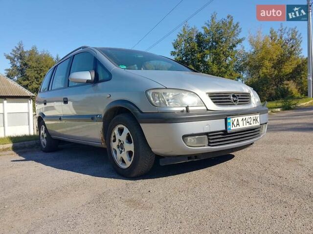 Сірий Опель Зафіра, об'ємом двигуна 1.8 л та пробігом 250 тис. км за 2700 $, фото 4 на Automoto.ua