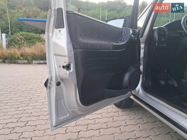 Серый Опель Зафира, объемом двигателя 1.8 л и пробегом 300 тыс. км за 3950 $, фото 18 на Automoto.ua