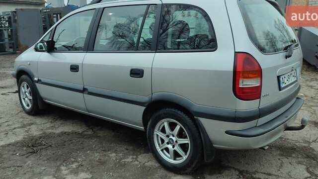 Сірий Опель Зафіра, об'ємом двигуна 1.8 л та пробігом 360 тис. км за 4300 $, фото 3 на Automoto.ua