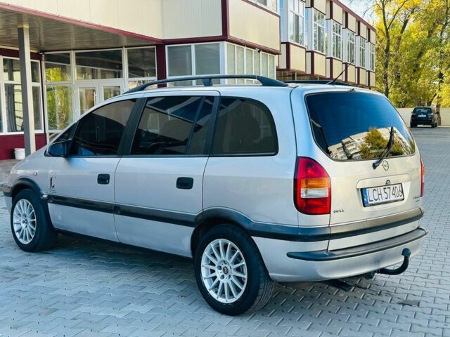 Серый Опель Зафира, объемом двигателя 1.9 л и пробегом 250 тыс. км за 2150 $, фото 11 на Automoto.ua