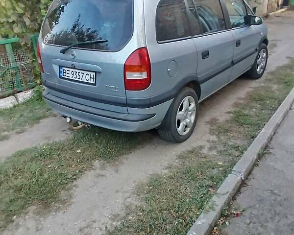 Сірий Опель Зафіра, об'ємом двигуна 1.8 л та пробігом 390 тис. км за 4700 $, фото 1 на Automoto.ua