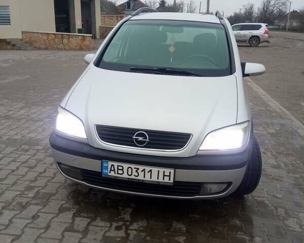 Серый Опель Зафира, объемом двигателя 1.8 л и пробегом 310 тыс. км за 3999 $, фото 21 на Automoto.ua